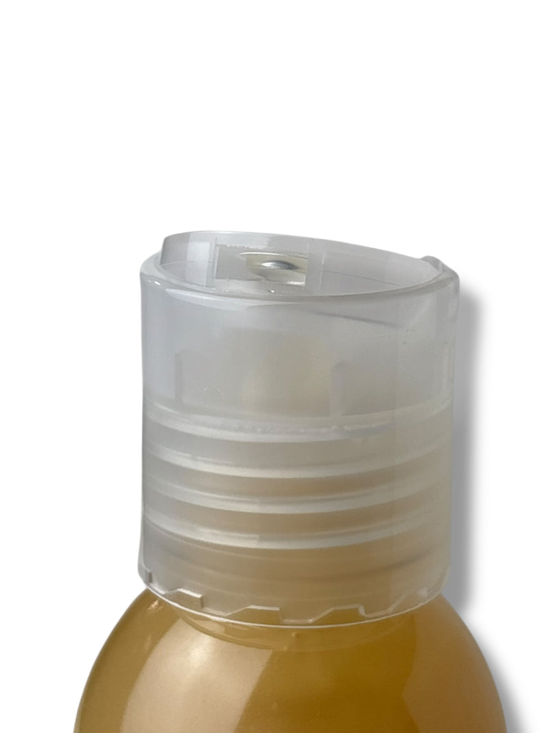 MADE IN HAWAII. Rainforest Run Naturally Magnificent Wash for Dogs 4oz