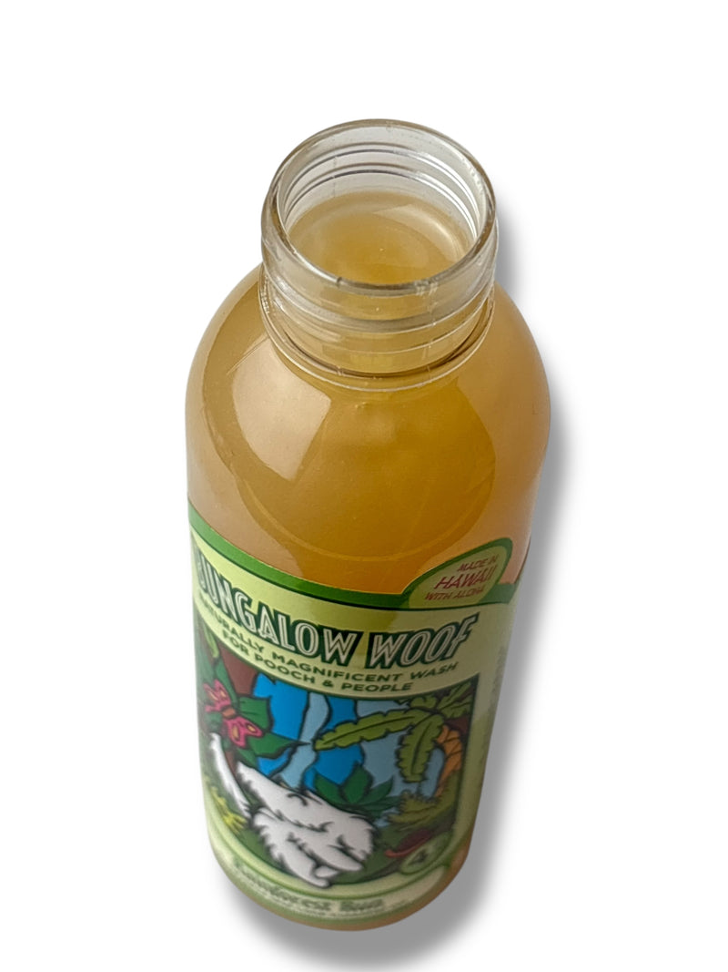 MADE IN HAWAII. Rainforest Run Naturally Magnificent Wash for Dogs 4oz