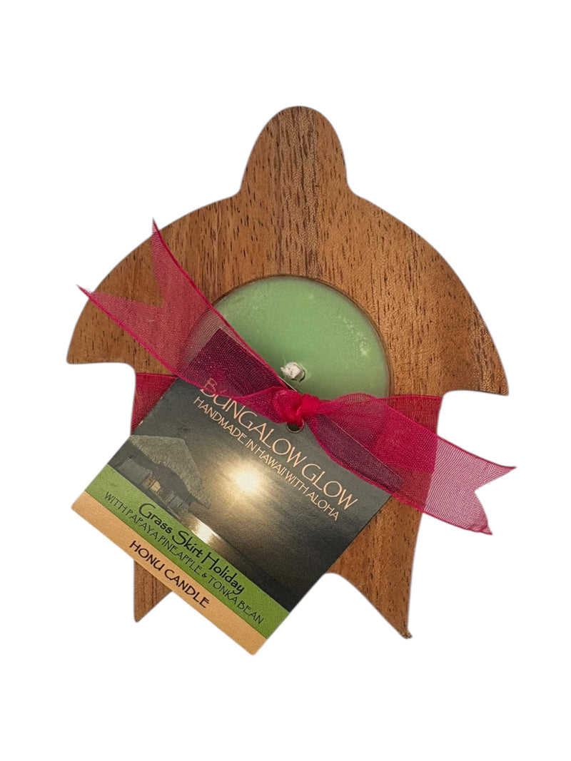 MADE IN HAWAII. Grass Skirt Holiday Hawaiian Honu Candle