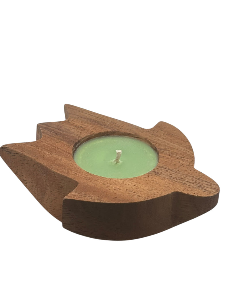 MADE IN HAWAII. Grass Skirt Holiday Hawaiian Honu Candle