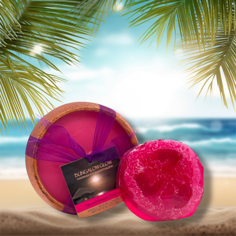 MADE IN HAWAII, Sweet Hawaiian Plumeria Loofah Lather/Soy Poi Candle Gift Set.